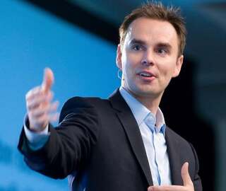 Brendon Burchard.