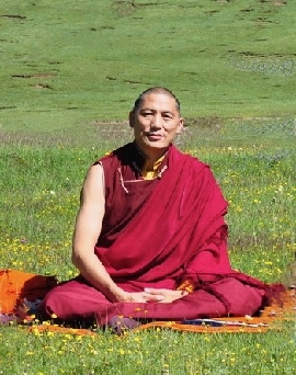 Dza Kilung Rinpoche.