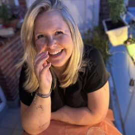 Julie Arcoulin.